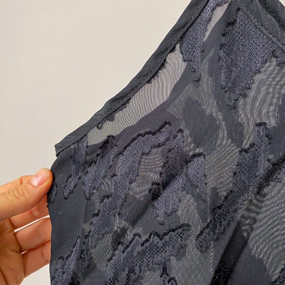 ❄️70s Vintage Black See-Through Textured Artsy Texture Print Lingerie Camisole - Picture 3 of 6